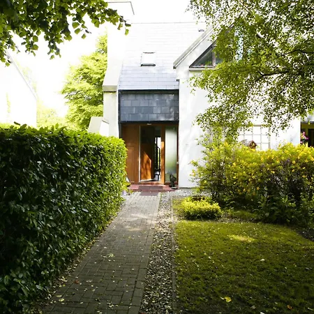 Blainroe Cottage *