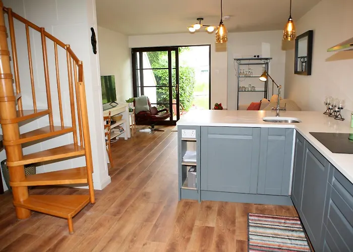 Дом отдыха Blainroe Cottage